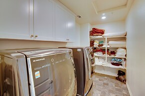 Luxurious & Spacious Family Duplex in Menifee!