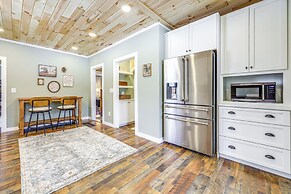 < 1 Mi to Houlton Riverfront Park: Home w/ Yard!