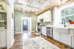 < 1 Mi to Houlton Riverfront Park: Home w/ Yard!
