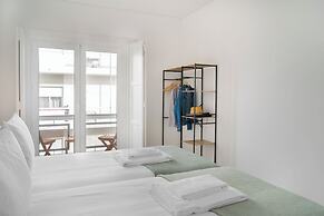 Faro DAZ House by Get Your Stay