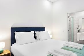 Faro DAZ House by Get Your Stay