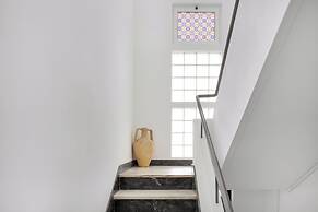 Faro DAZ House by Get Your Stay