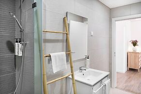 Faro DAZ House by Get Your Stay