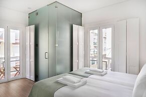 Faro DAZ House by Get Your Stay