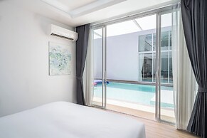 Aurora - 6BR Luxury Villa in Phuket