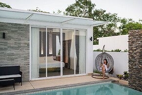 Aurora - 6BR Luxury Villa in Phuket