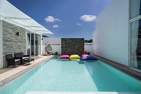 Aurora - 6BR Luxury Villa in Phuket