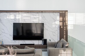 Aurora - 6BR Luxury Villa in Phuket