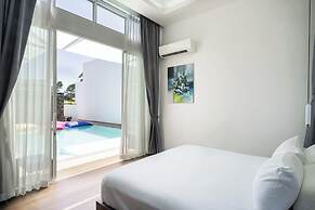 Aurora - 6BR Luxury Villa in Phuket