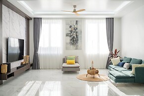 Aurora - 6BR Luxury Villa in Phuket