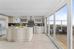 Splash-pevensey Bay in Pevensey Bay