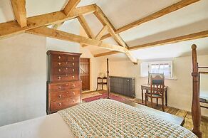 Host Stay Drovers Rest