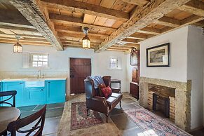 Host Stay Drovers Rest