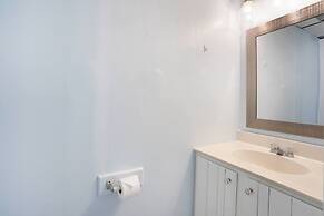 Crab Cove On The Bay 407 3 Bedroom Condo