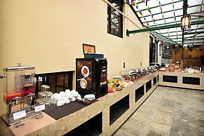 Tibet Boutique Hotel