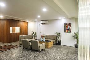 Hotel Emerald Suites & Banquet