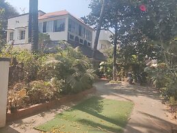 AKSHATHA HOME STAY