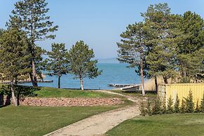 Balaton Flow Residences