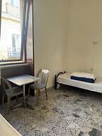 Backpacker Naples