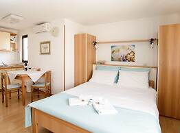 Sunny Street Apartments