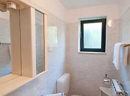 Sunny Street Apartments