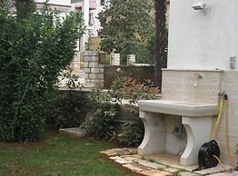 Sunny Street Apartments 2