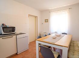 Sunny Street Holiday Home