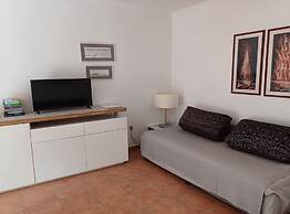 Sunny Street Holiday Home