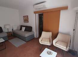 Sunny Street Holiday Home