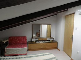 Sunny Street Holiday Home