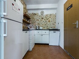 Charming Retreat With Lush Garden, BBQ & Sunlit Terrace Near Bibinje B