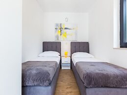 Charming Retreat With Lush Garden, BBQ & Sunlit Terrace Near Bibinje B