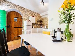 Charming Retreat With Lush Garden, BBQ & Sunlit Terrace Near Bibinje B