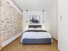 Charming Retreat With Lush Garden, BBQ & Sunlit Terrace Near Bibinje B