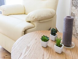 Charming Retreat With Lush Garden, BBQ & Sunlit Terrace Near Bibinje B