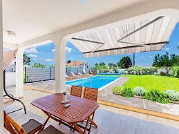 Serene Escape Near Zadar With Private Pool & Charming Outdoor Oasis
