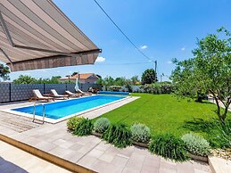 Serene Escape Near Zadar With Private Pool & Charming Outdoor Oasis