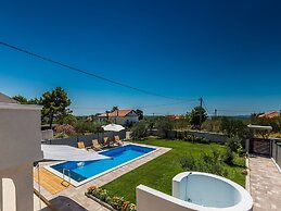 Serene Escape Near Zadar With Private Pool & Charming Outdoor Oasis