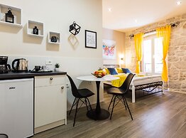 Authentic Stay in the Heart of Zadars Old Town