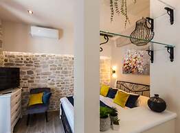 Authentic Stay in the Heart of Zadars Old Town