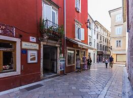 Authentic Stay in the Heart of Zadars Old Town