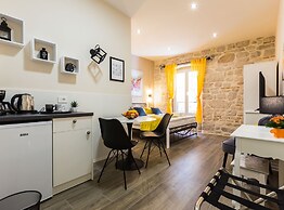 Authentic Stay in the Heart of Zadars Old Town