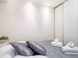 Modern Comfort With Shared Pool & Lush Green Surroundings in Kastav