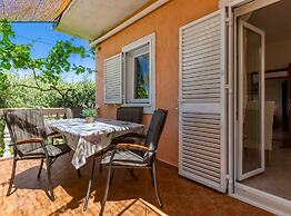 Relaxing Zadar Hideaway With Seasonal Pool & Seaside Charm