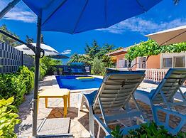 Relaxing Zadar Hideaway With Seasonal Pool & Seaside Charm