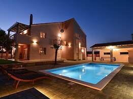 Apartment Villa Troskot