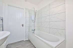 1 Bed Flat Near Cardiff City Centre