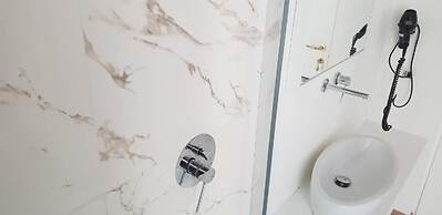 Casa Milano Chic Centro with Balcony