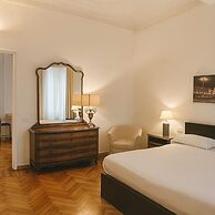Casa Milano Classic Elegance with Balcony