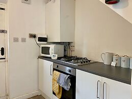 Comfortable 1 Bed Retreat in Batley - Sleeps 3